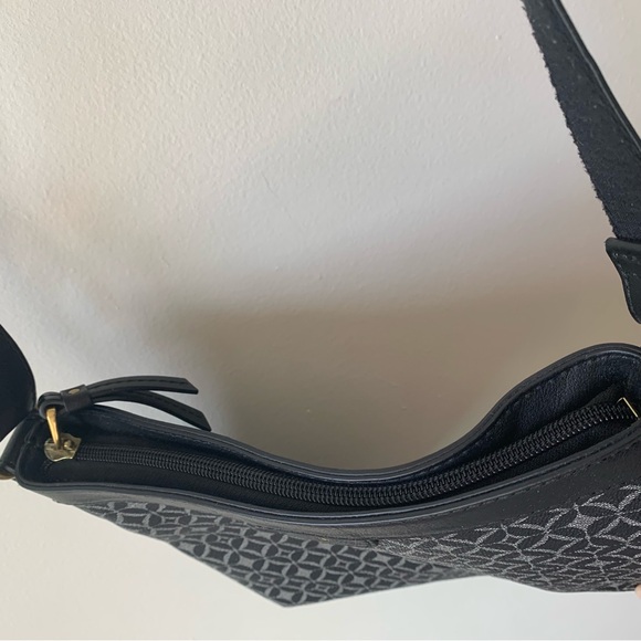 FOSSIL BLACK AND GRAY CROSSBODY BAG - Picture 7 of 10